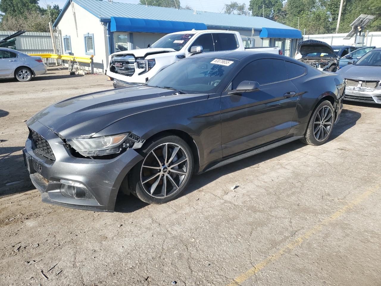 FORD MUSTANG