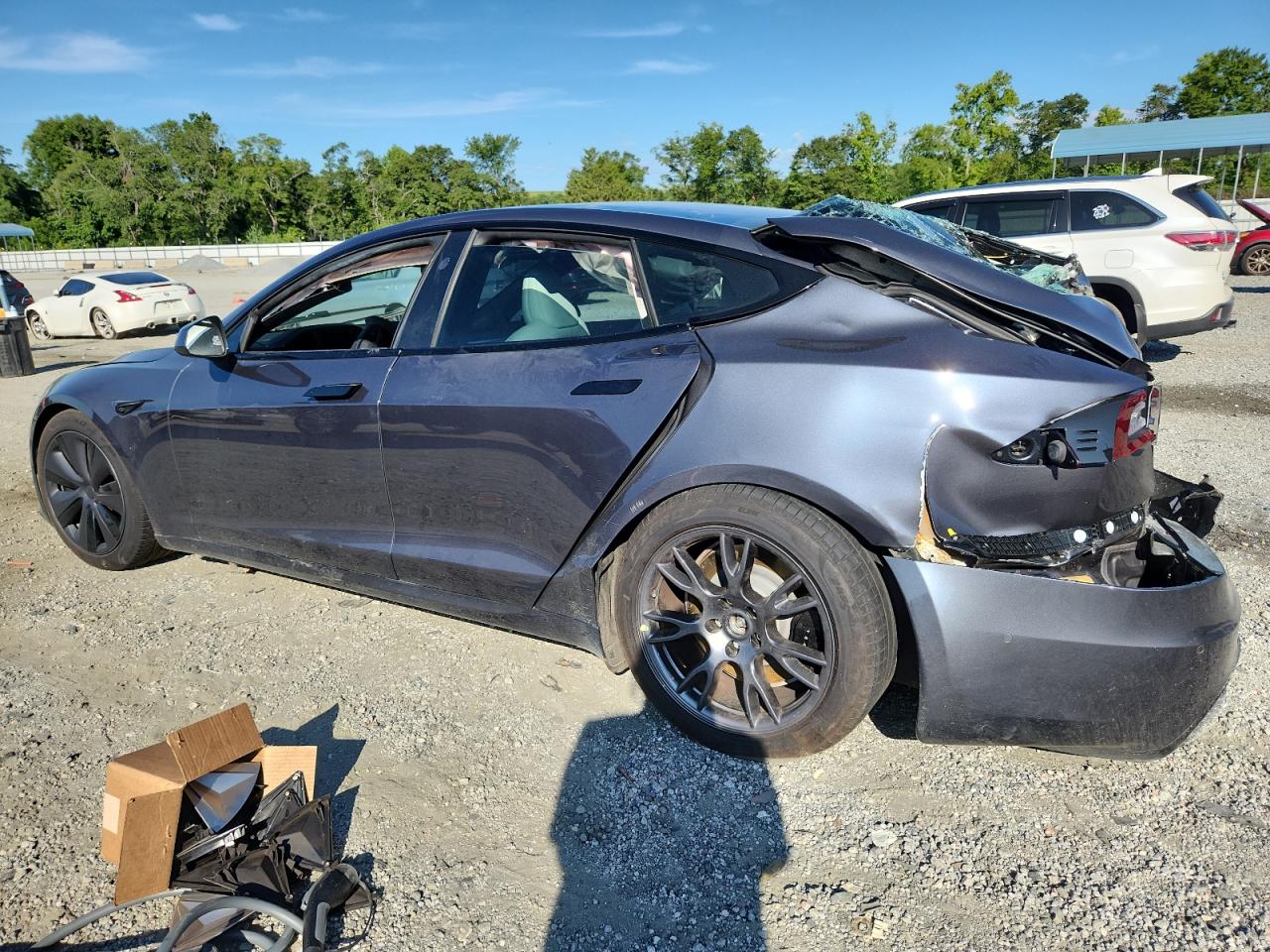 TESLA MODEL S