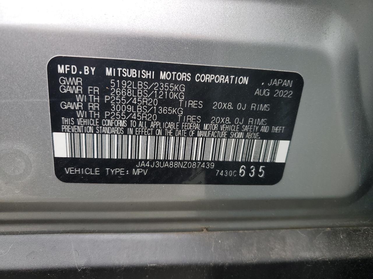 MITSUBISHI OUTLANDER SE