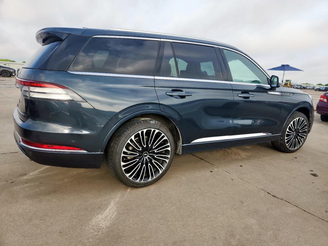 LINCOLN AVIATOR BLACK LABEL