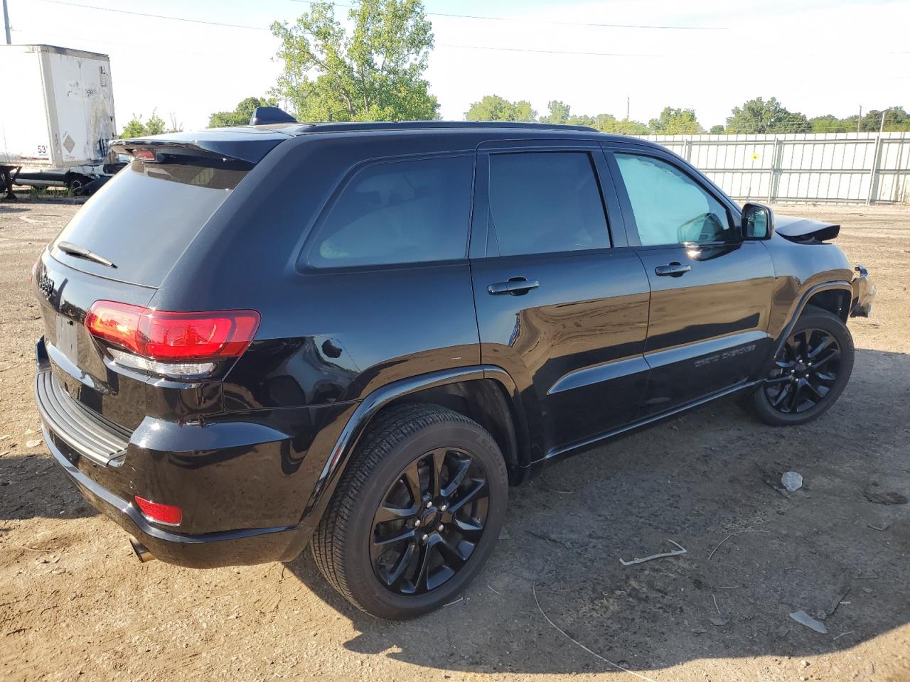 JEEP GRAND CHEROKEE LAREDO