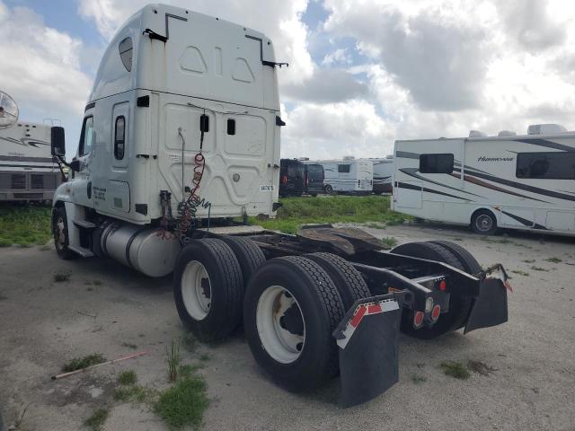 FREIGHTLINER CASCADIA 1 2016 white  Diesel 3AKJGLD58GSHN2755 photo #4