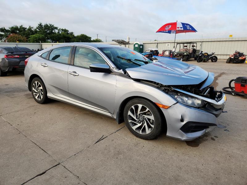 2018 HONDA CIVIC EX 2HGFC2F70JH577580