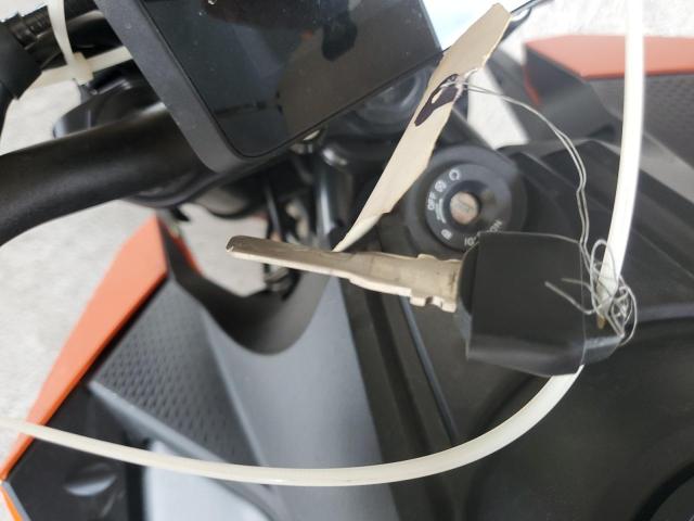 2024 KTM 990 DUKE VBKTV940XRM995386