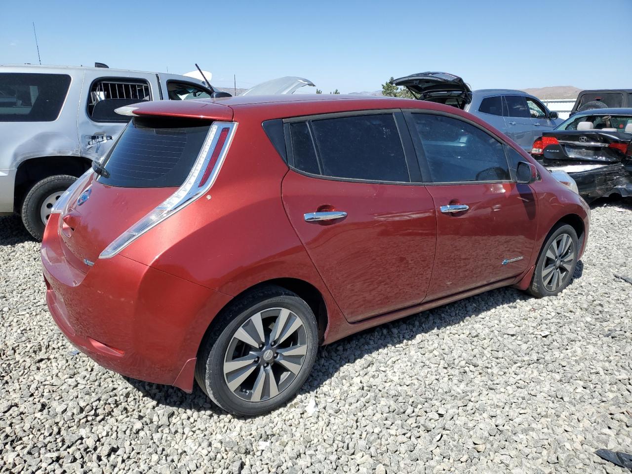 NISSAN LEAF S
