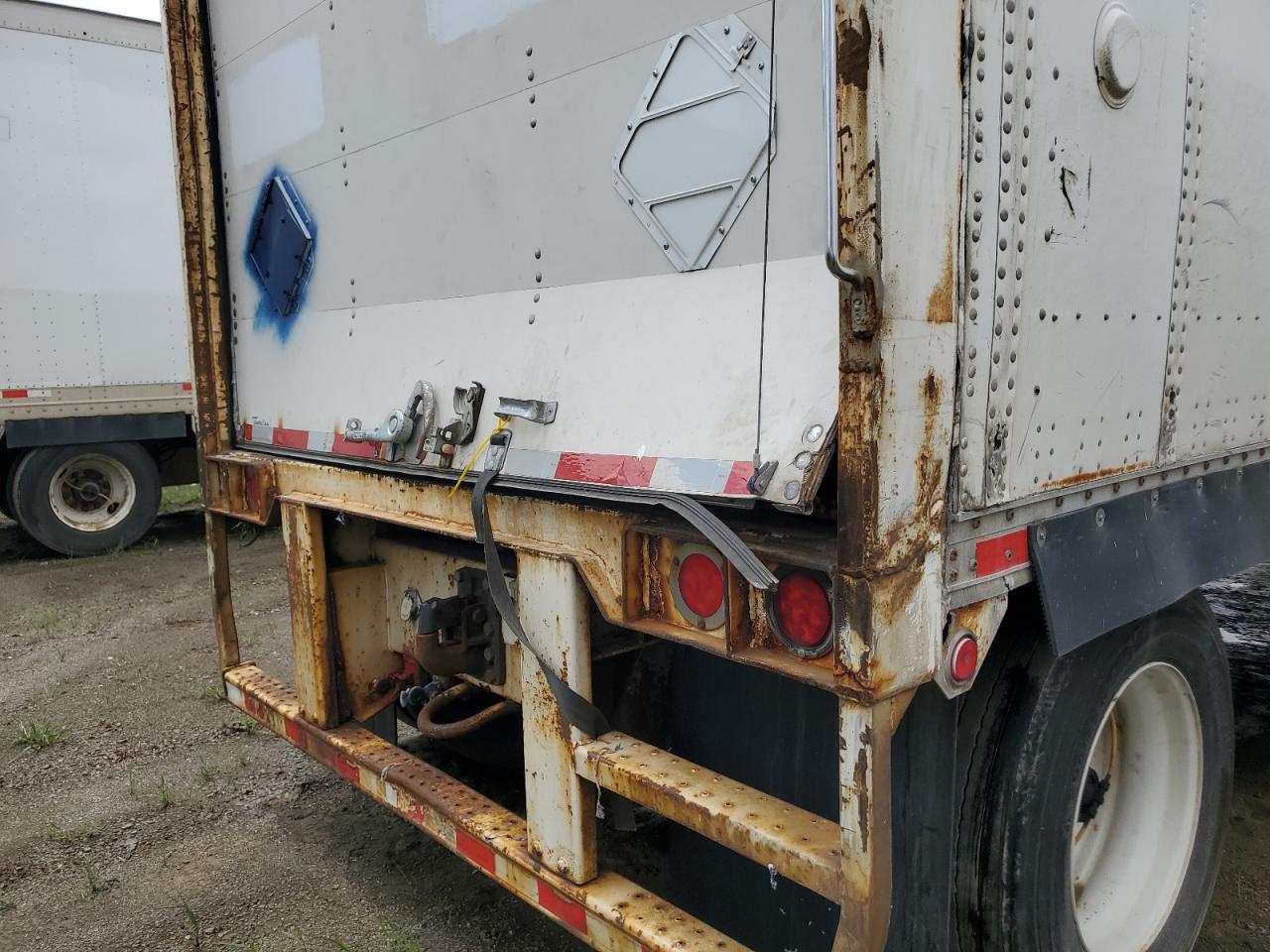 Lot #3199971426 2006 WABASH UNKNOWN