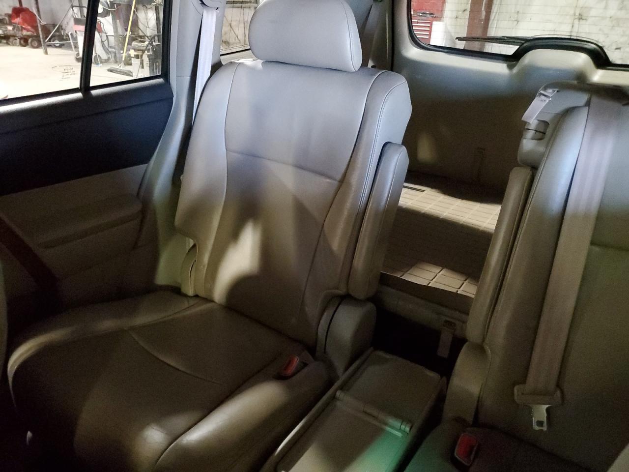 TOYOTA HIGHLANDER LIMITED