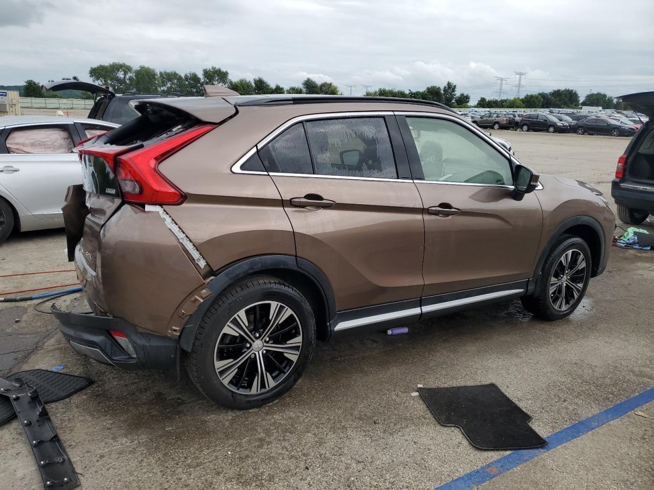 MITSUBISHI ECLIPSE SE