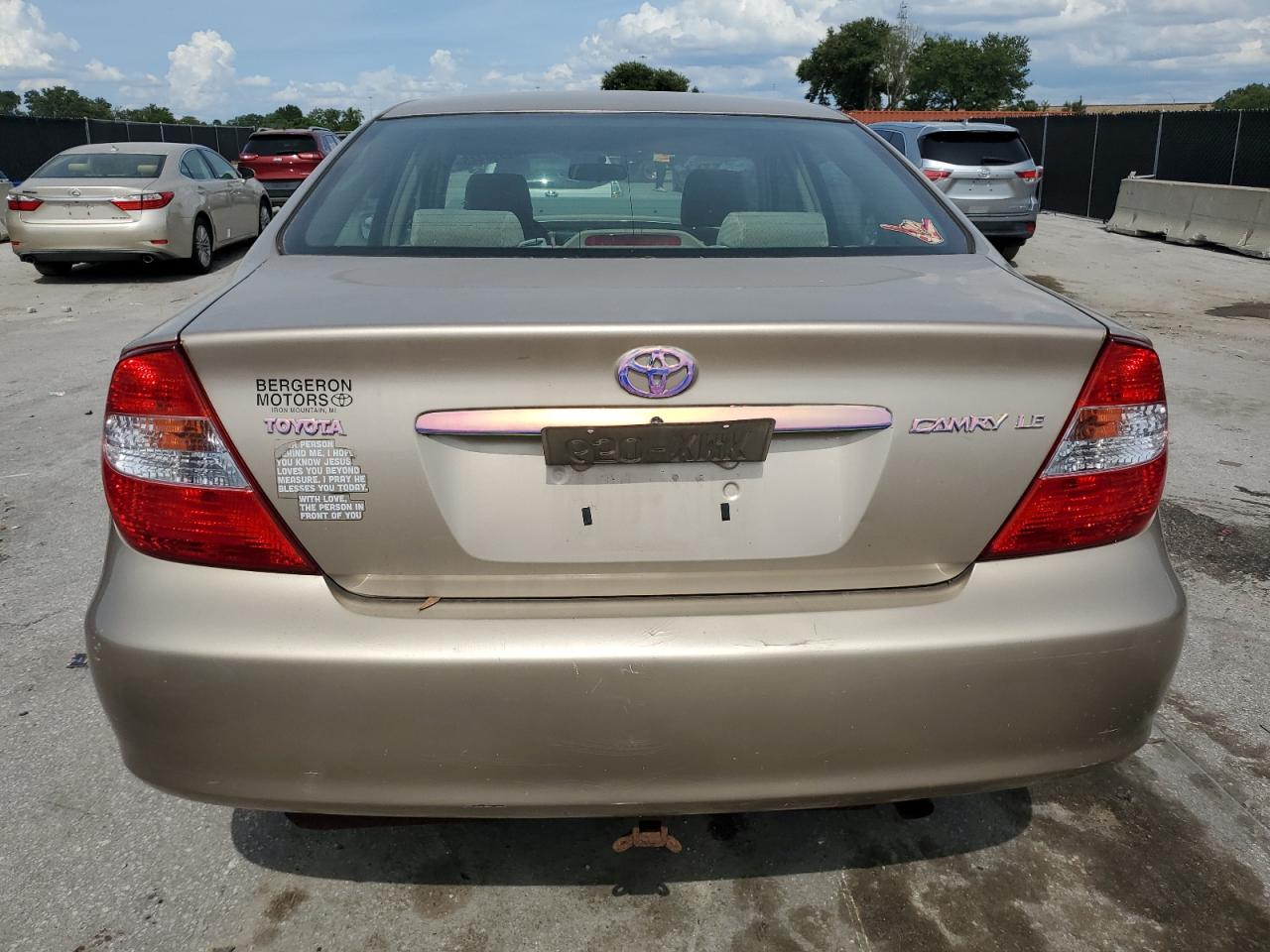 Toyota Camry le 2002