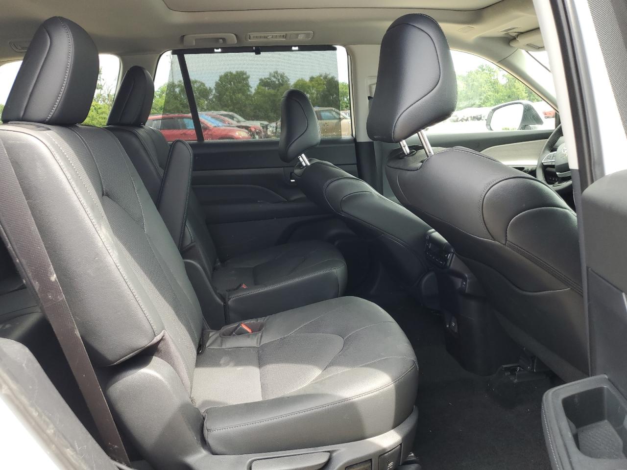 TOYOTA HIGHLANDER LE