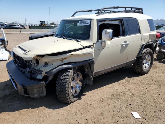 TOYOTA FJ CRUISER