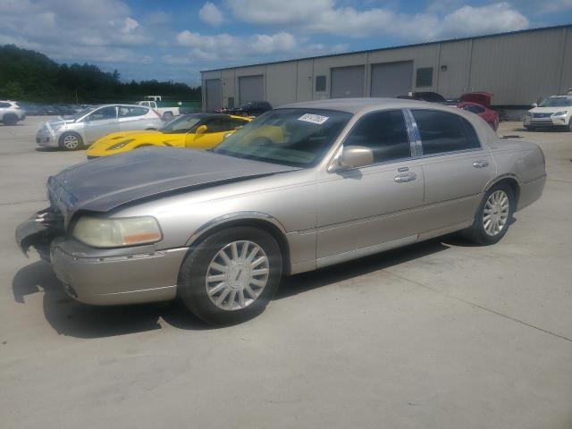 LINCOLN TOWN CAR SIGNATURE