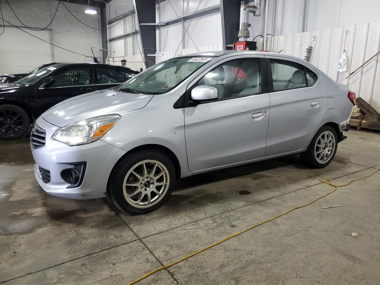 MITSUBISHI MIRAGE G4 ES