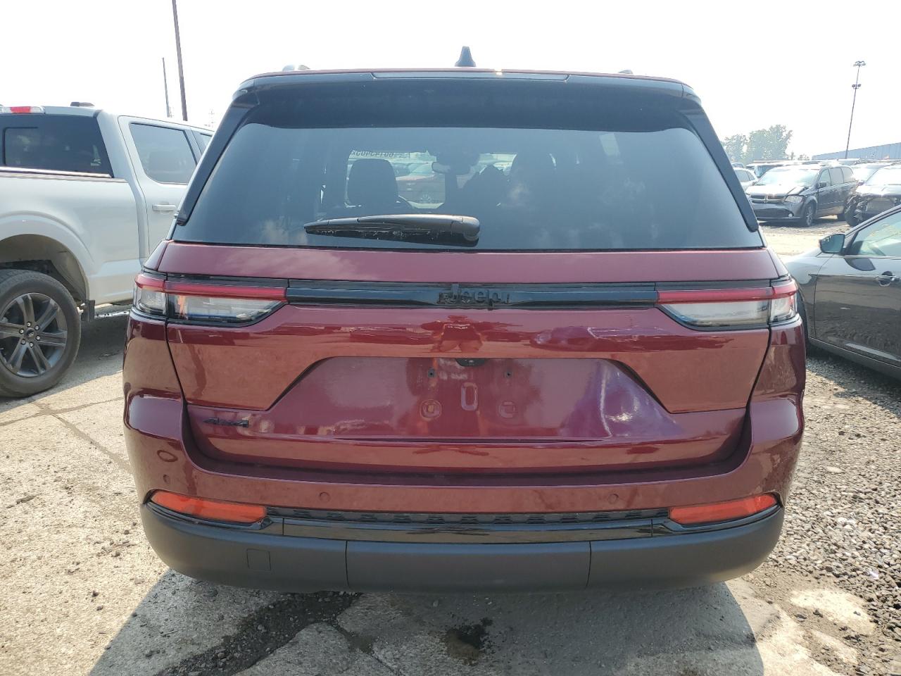 JEEP GRAND CHEROKEE LAREDO