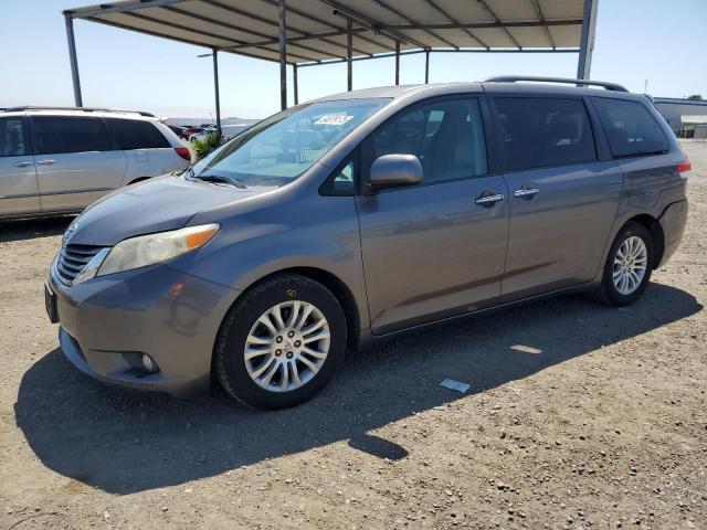 TOYOTA SIENNA XLE 2011 gray  gas 5TDYK3DC4BS001414 photo #1