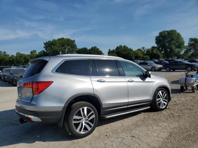 2018 HONDA PILOT TOUR 5FNYF6H99JB025070