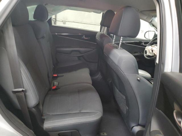 2019 KIA SORENTO LX 5XYPG4A51KG559016