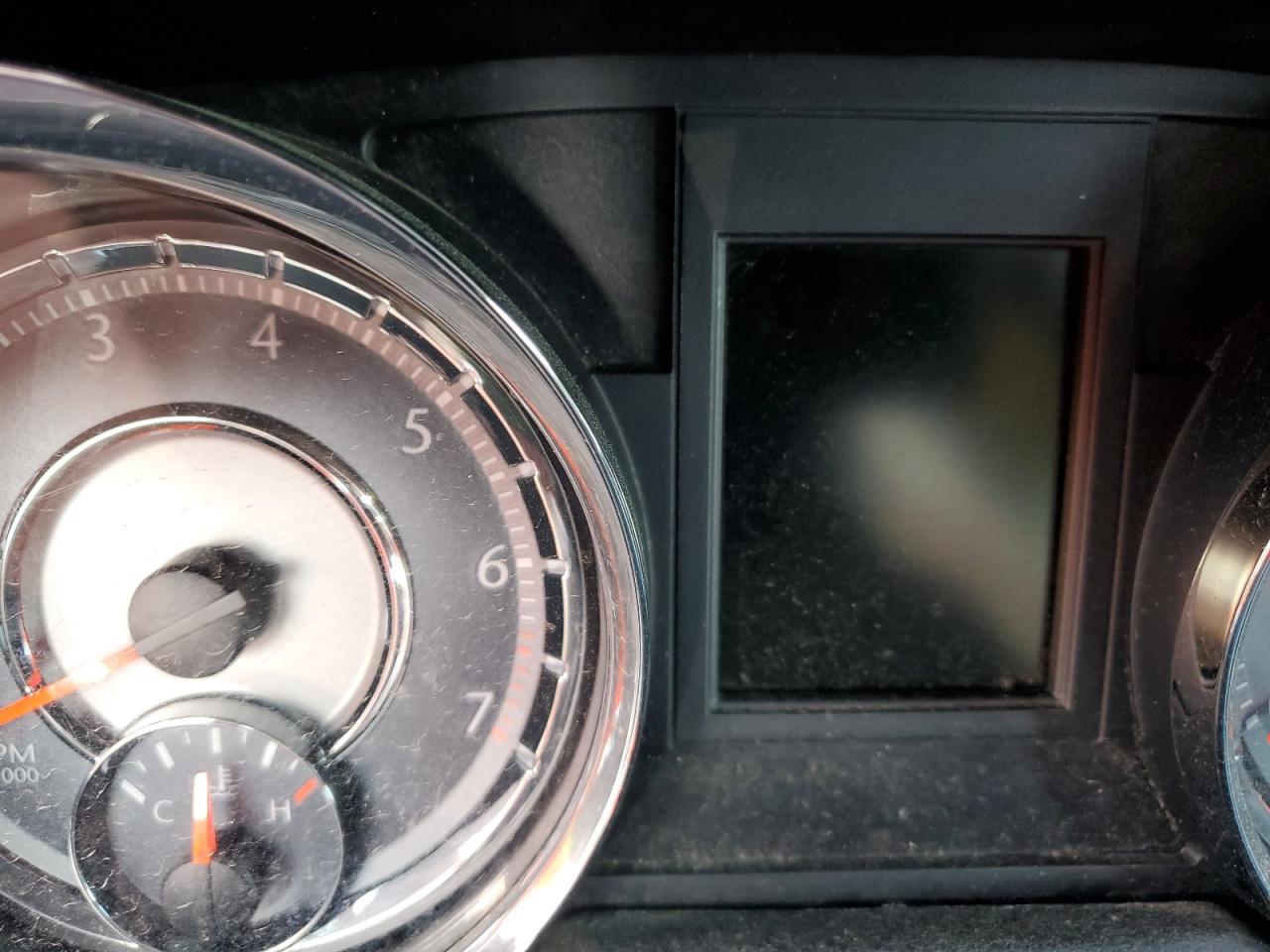 CHRYSLER TOWN & COUNTRY TOURING