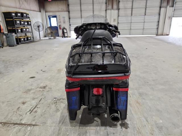 2017 HARLEY-DAVIDSON FLHTCU ULT 1HD1FCC15HB659814