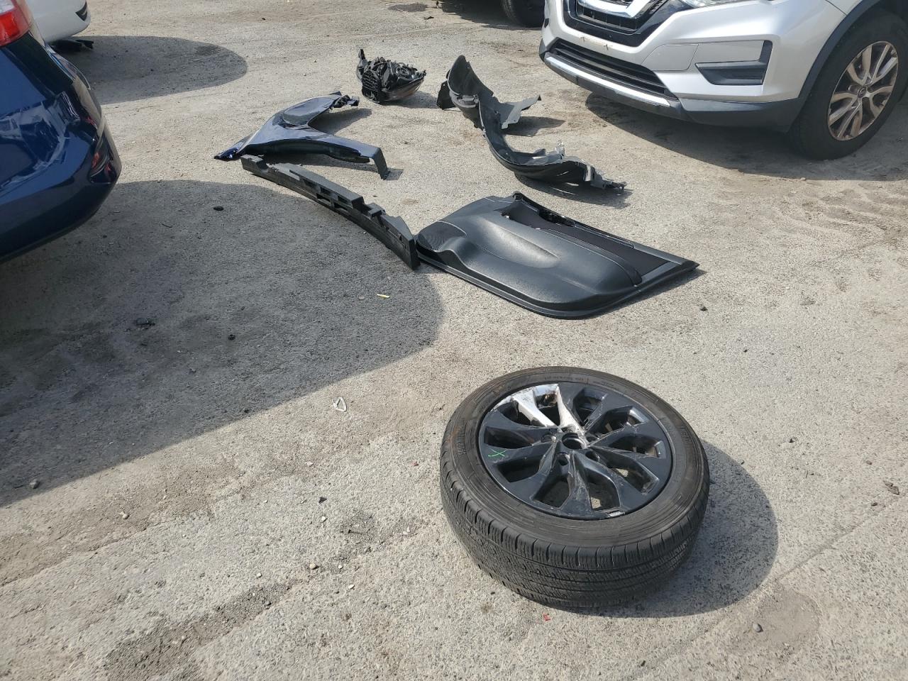 Lot #3302650033 2019 NISSAN SENTRA S