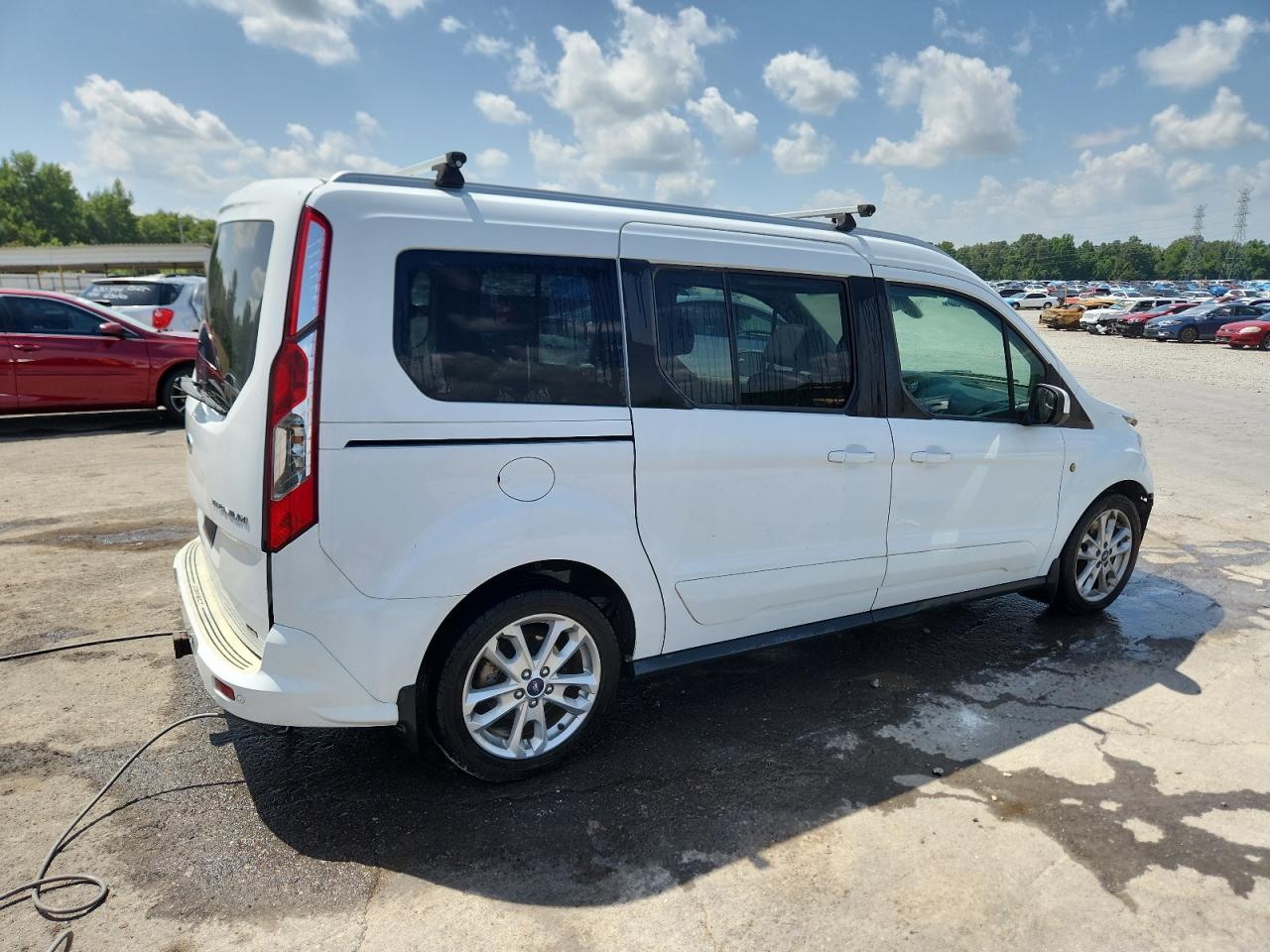 FORD TRANSIT CONNECT TITANIUM