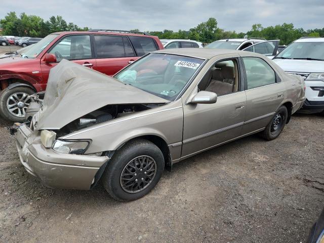 TOYOTA CAMRY LE 1999 beige  gas JT2BG22K4X0278689 photo #1