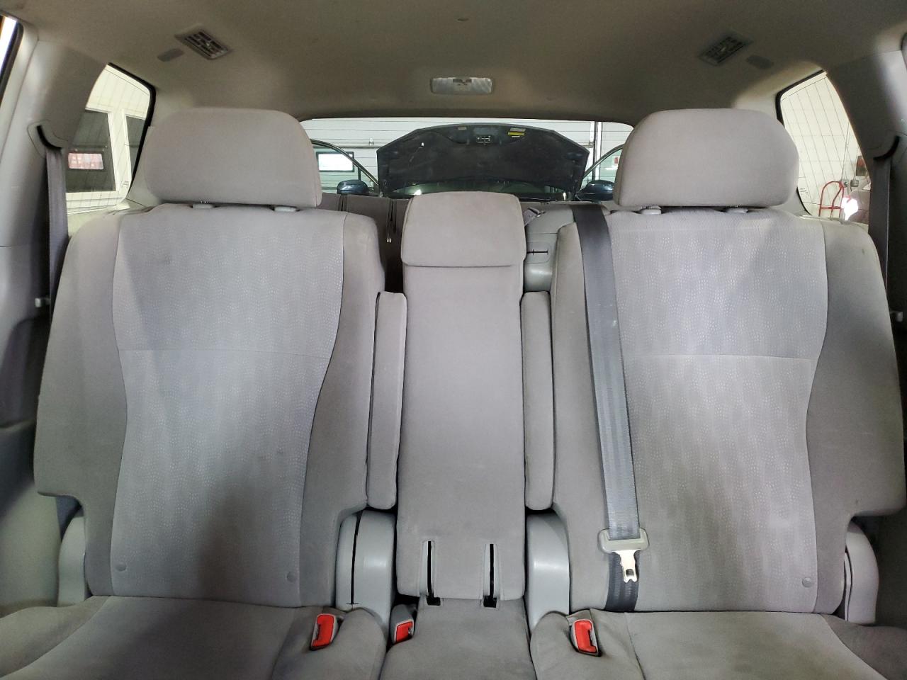 TOYOTA HIGHLANDER BASE