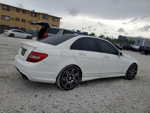 Vin: wddgf5hb8ea946418, lot: 63118305, mercedes-benz c-class 350 20143
