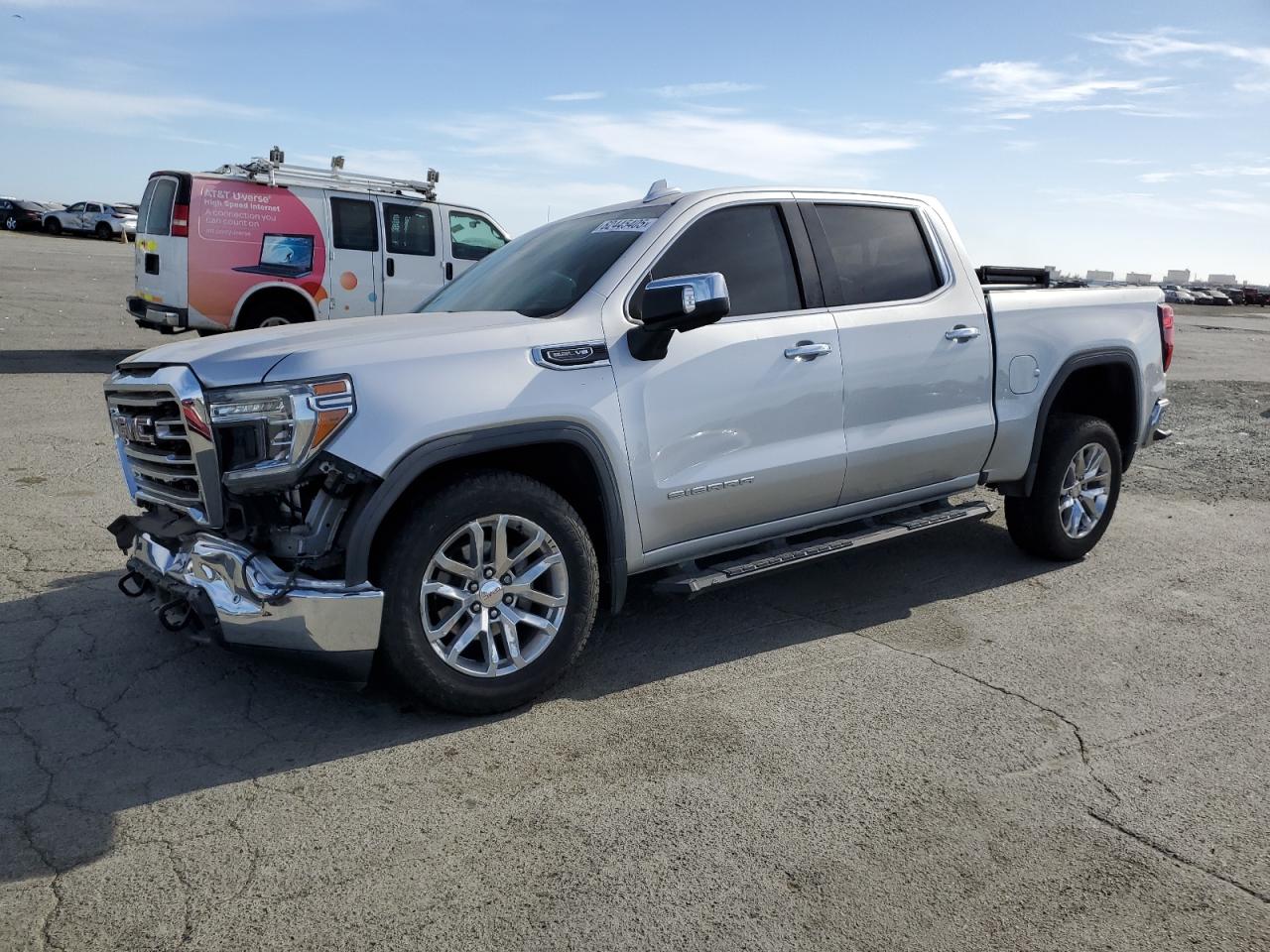 GMC SIERRA C1500 SLT