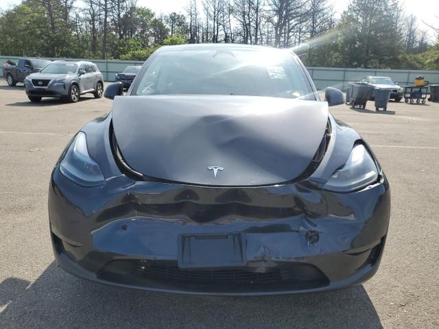 2024 TESLA MODEL Y 7SAYGDEE4RF090863