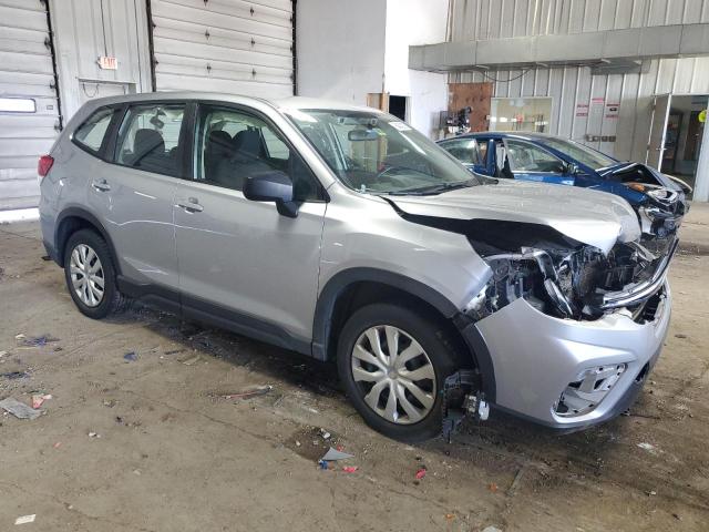 2019 SUBARU FORESTER JF2SKAAC8KH443262