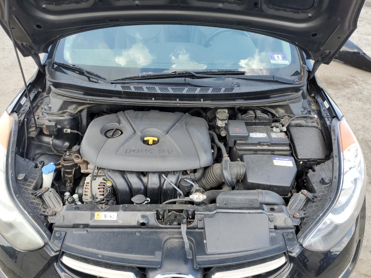 Hyundai Elantra gl 2013