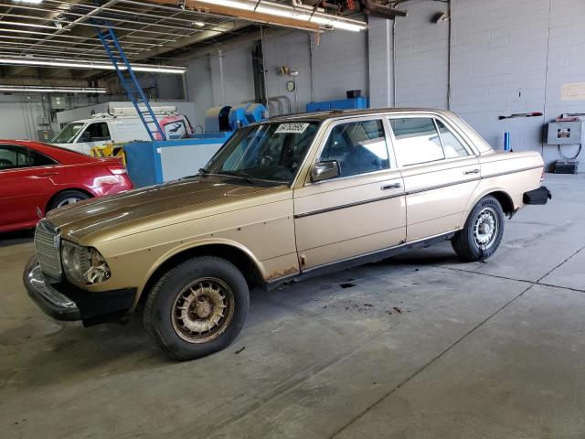 MERCEDES-BENZ 300D TURBO 1983 gold   WDBA833A6DB035073 photo #1