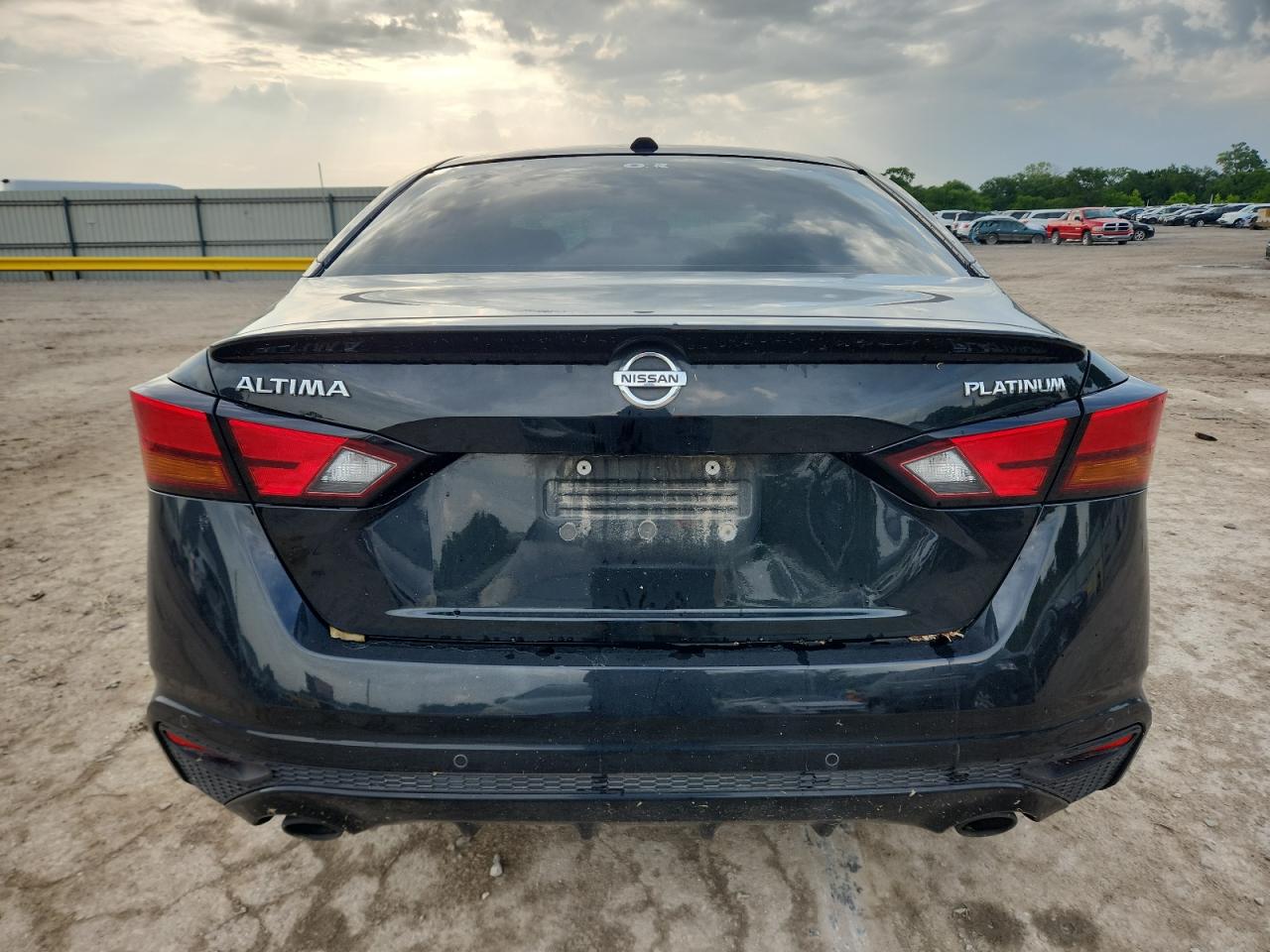 NISSAN ALTIMA PLATINUM