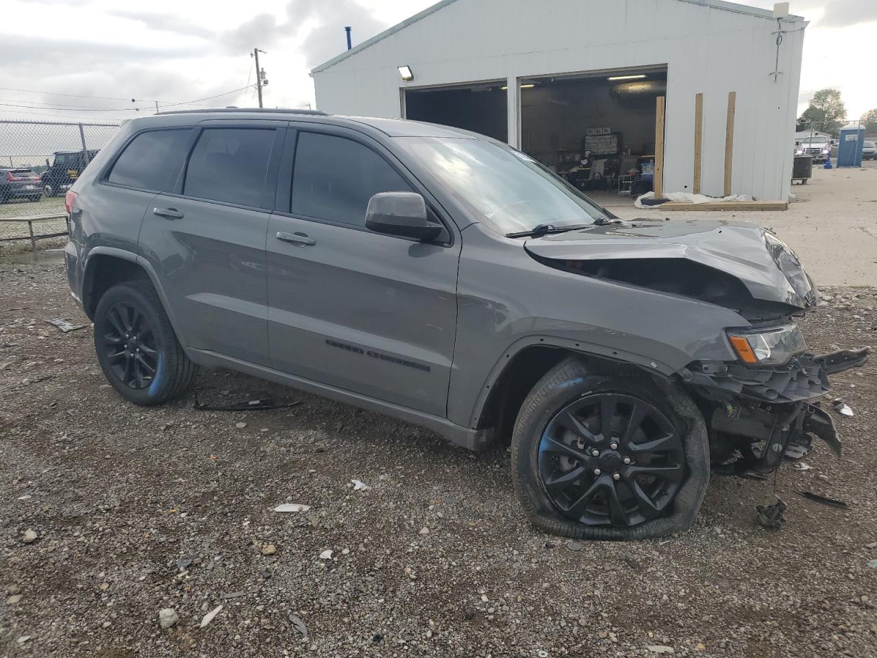 JEEP GRAND CHEROKEE LAREDO