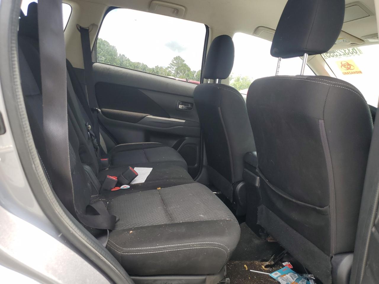 MITSUBISHI OUTLANDER ES