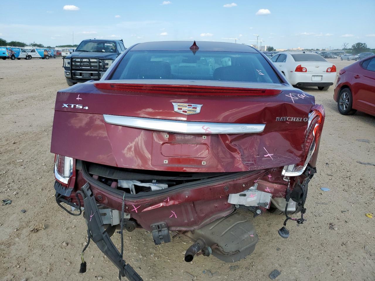 CADILLAC XTS LUXURY COLLECTION