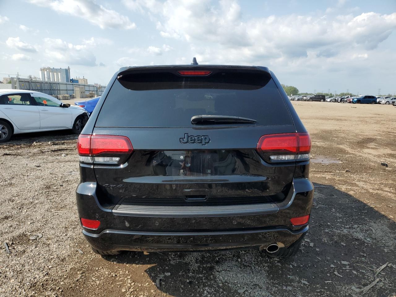 JEEP GRAND CHEROKEE LAREDO E