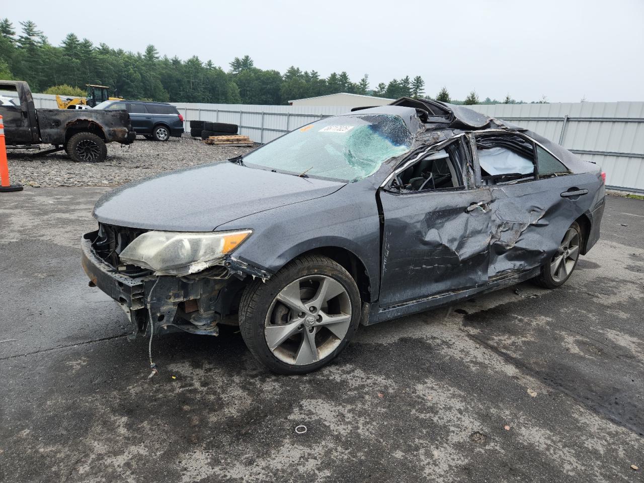 TOYOTA CAMRY SE