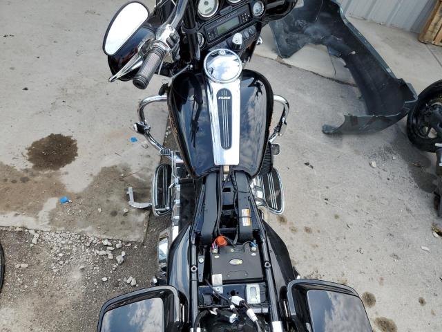 2007 HARLEY-DAVIDSON FLHX 1HD1KB4177Y711671