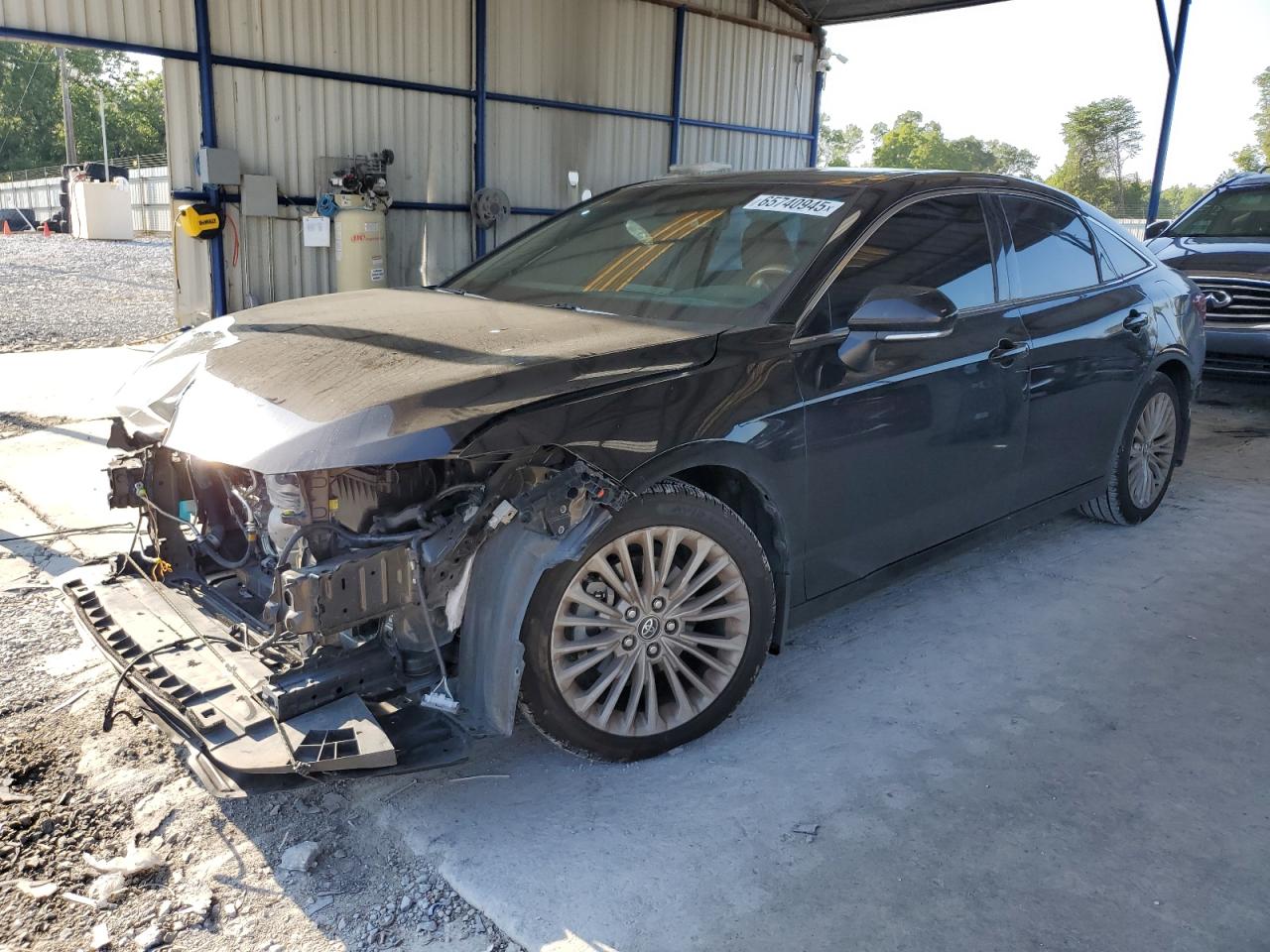 TOYOTA AVALON XLE
