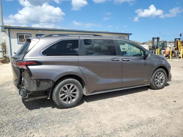 2021 TOYOTA SIENNA XLE 5TDYRKEC6MS043414