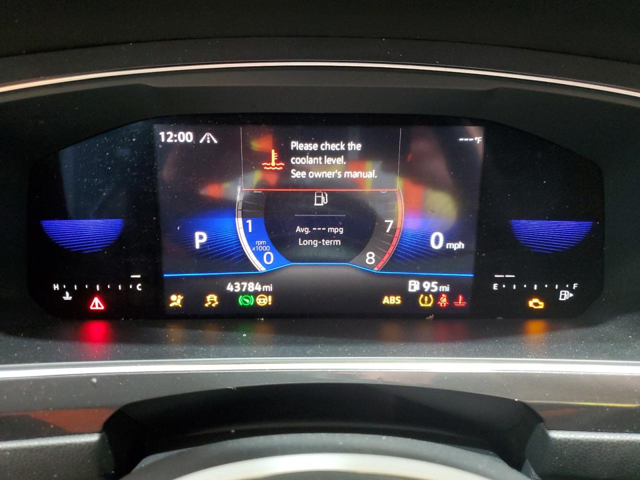 VOLKSWAGEN TIGUAN SE