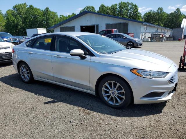 Vin: 3fa6p0hd3hr303563, lot: 63703405, ford fusion se 20174