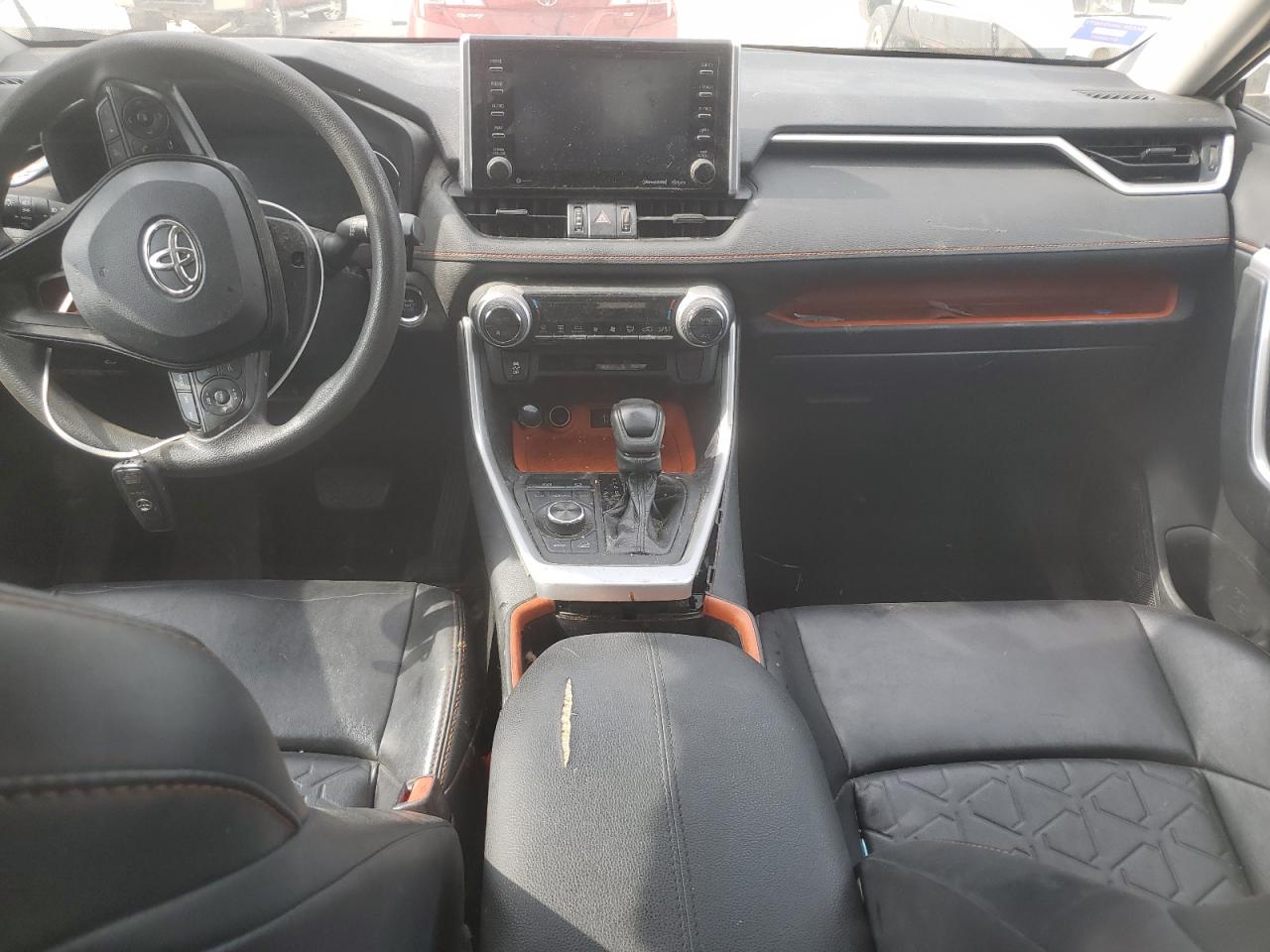 TOYOTA RAV4 ADVENTURE