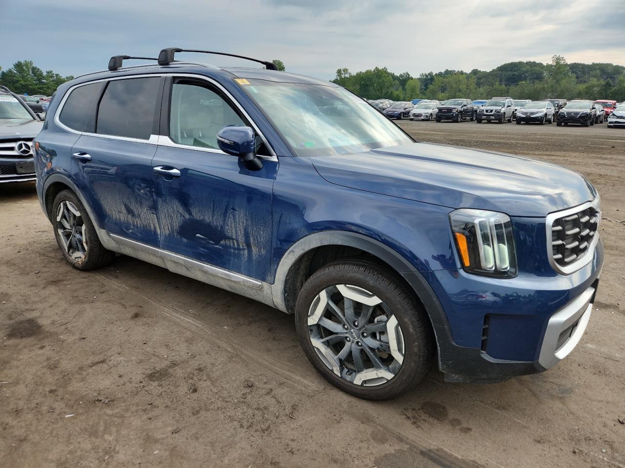 KIA TELLURIDE S