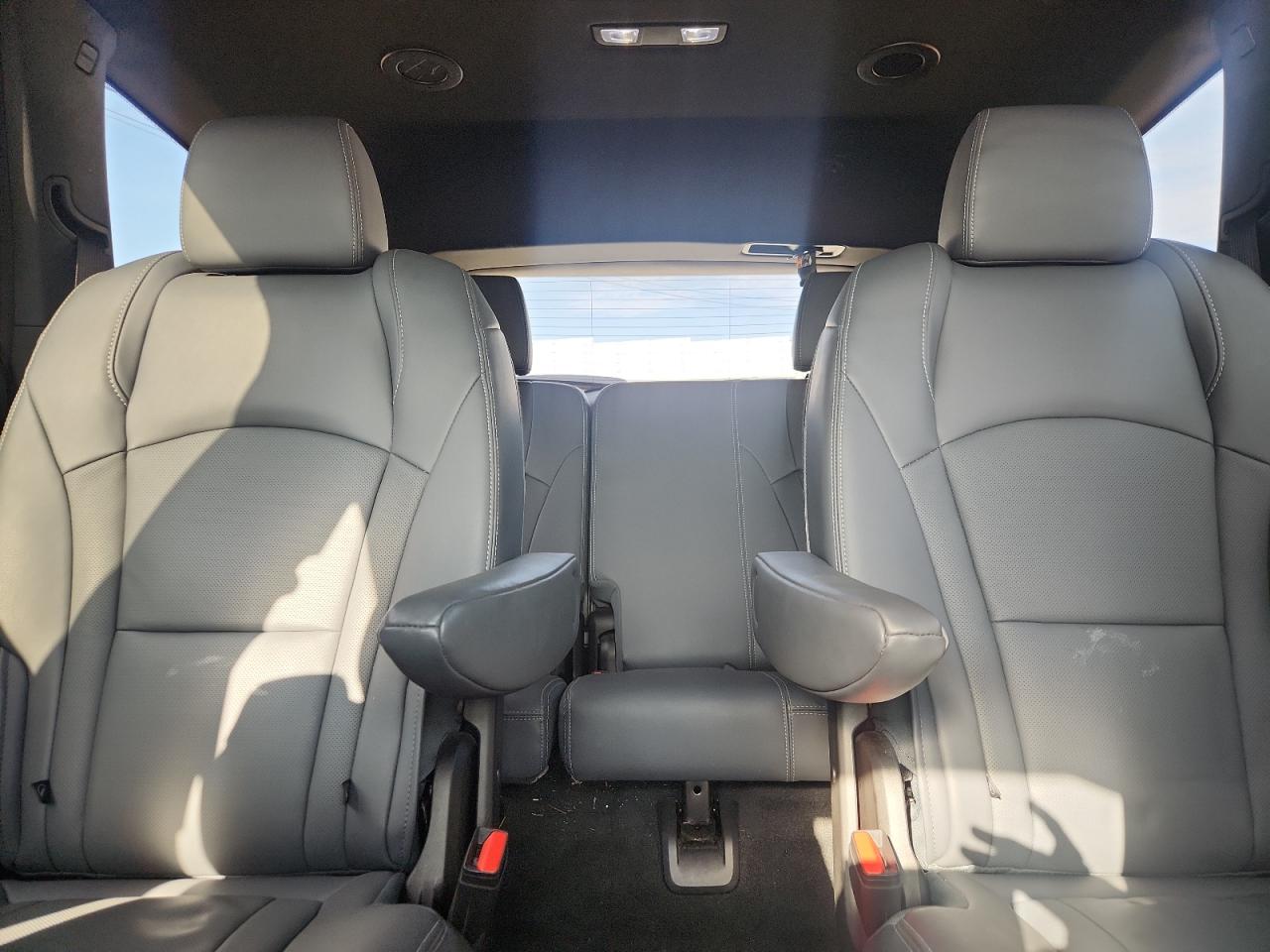 BUICK ENCLAVE ESSENCE