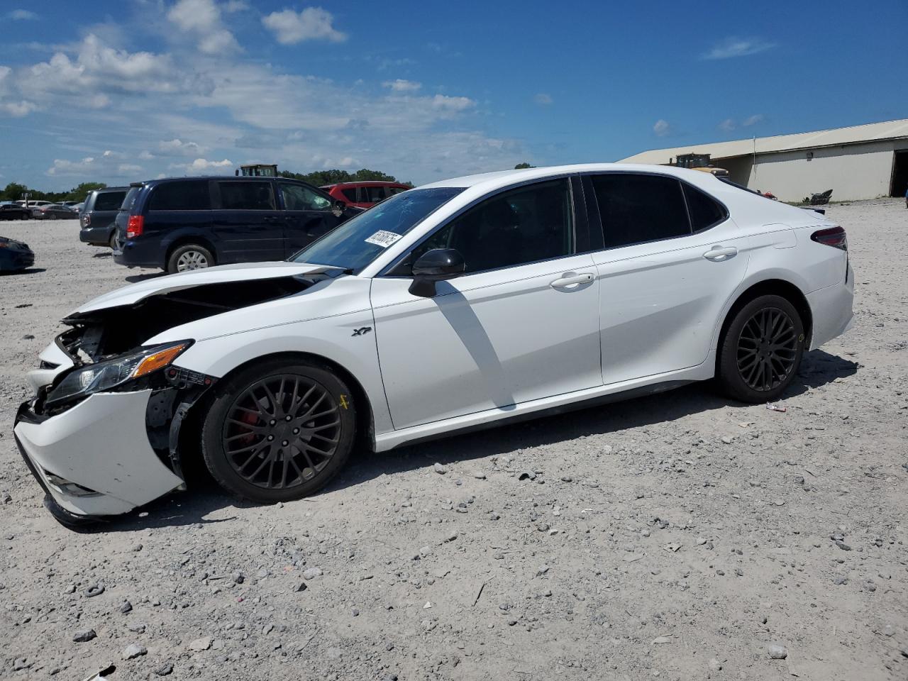 TOYOTA CAMRY L