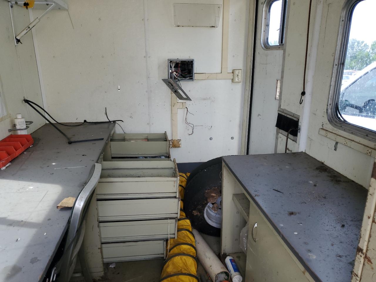 Lot #3304636954 1999 PELSUE TRAILER