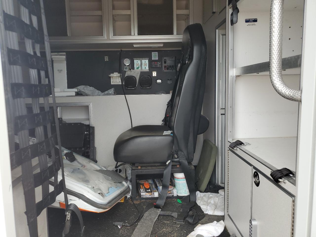 FORD ECONOLINE E350 SUPER DUTY CUTAWAY VAN